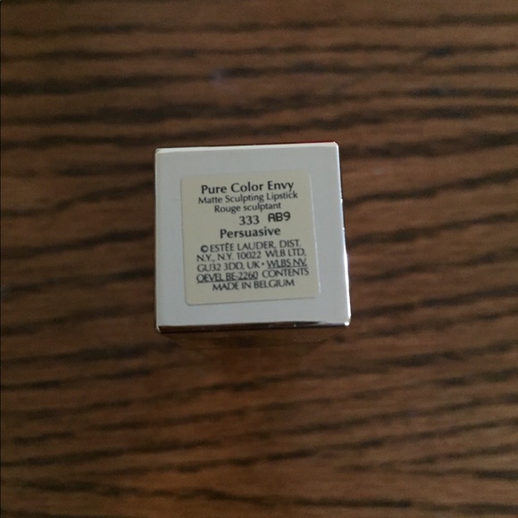 Estée Lauder Pure Color Envy Lipstick - Picture 3 of 4